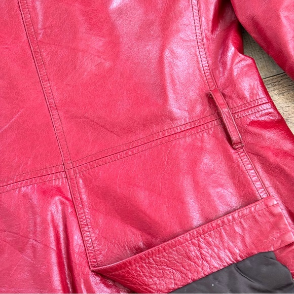 Double-Breasted Red Leather Trench Jacket MEDIUM - Picture 7 of 11